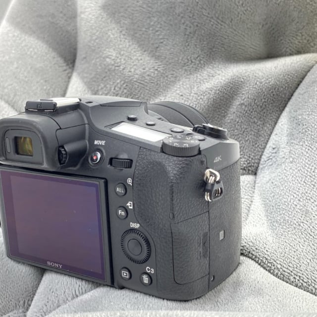 サイバーショット RX10 IV(DSC-RX10M4)