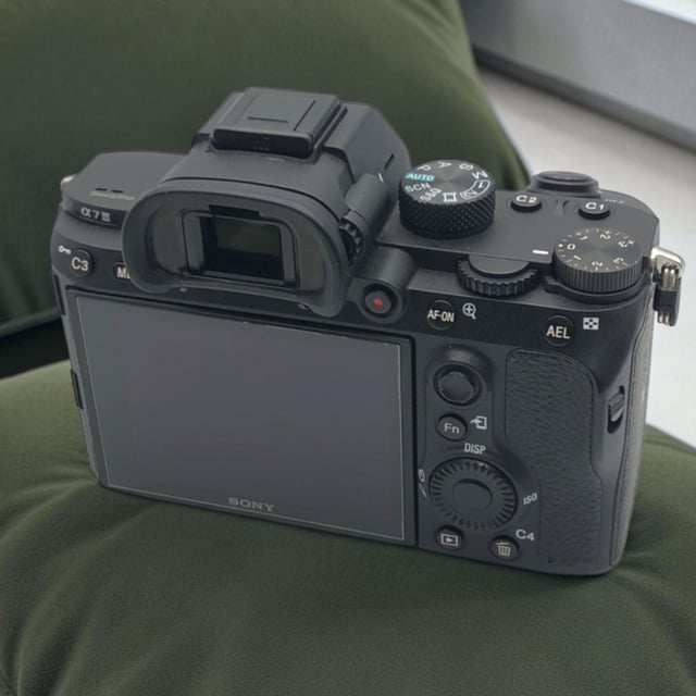 α7 III ILCE-7M3 ボディ