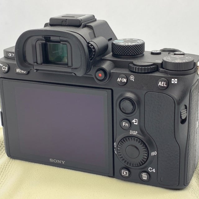 α7 III ILCE-7M3 ボディ