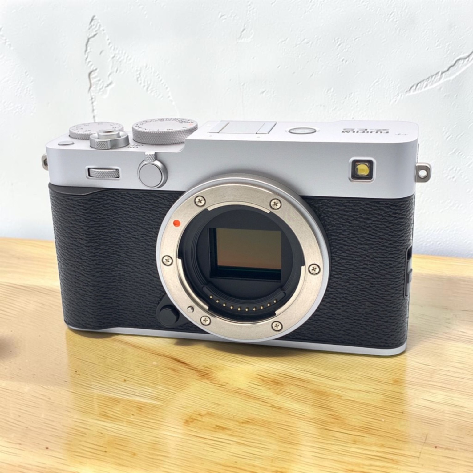 富士フイルム X-E5 ボディ 
