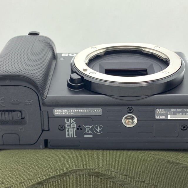 VLOGCAM ZV-E10 ボディ "ブラック"
