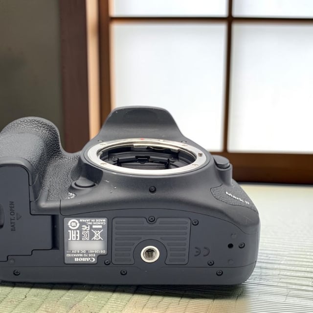 EOS 7D Mark II ボディ