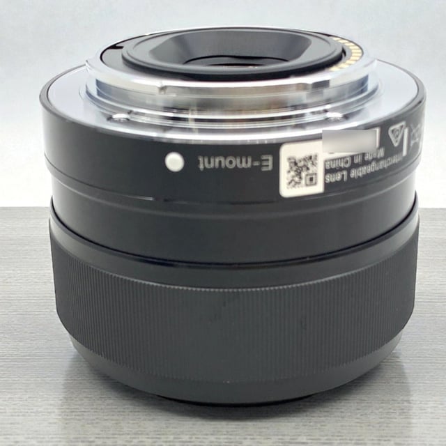 E 35mm F1.8 OSS SEL35F18