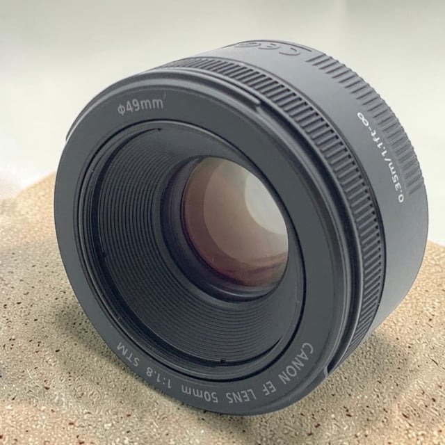 EF 50mm F1.8 STM