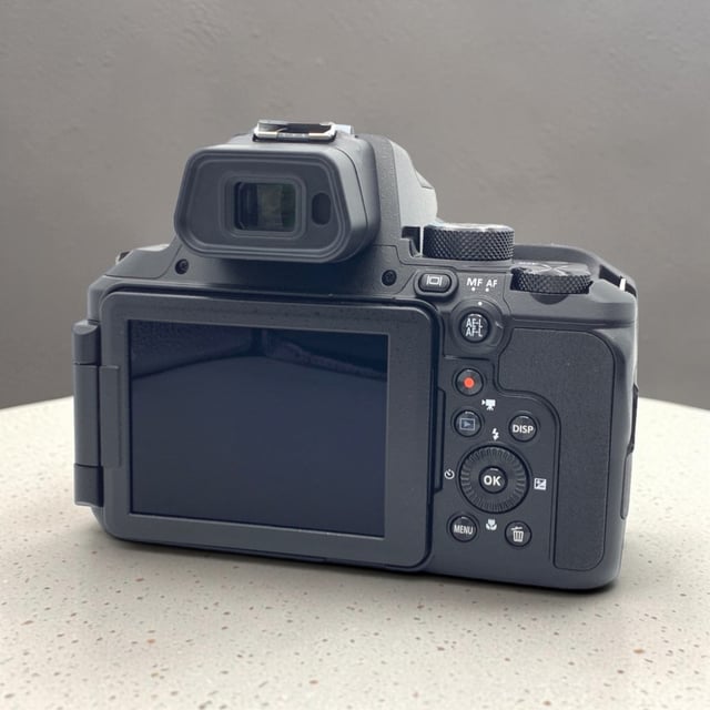 COOLPIX P950