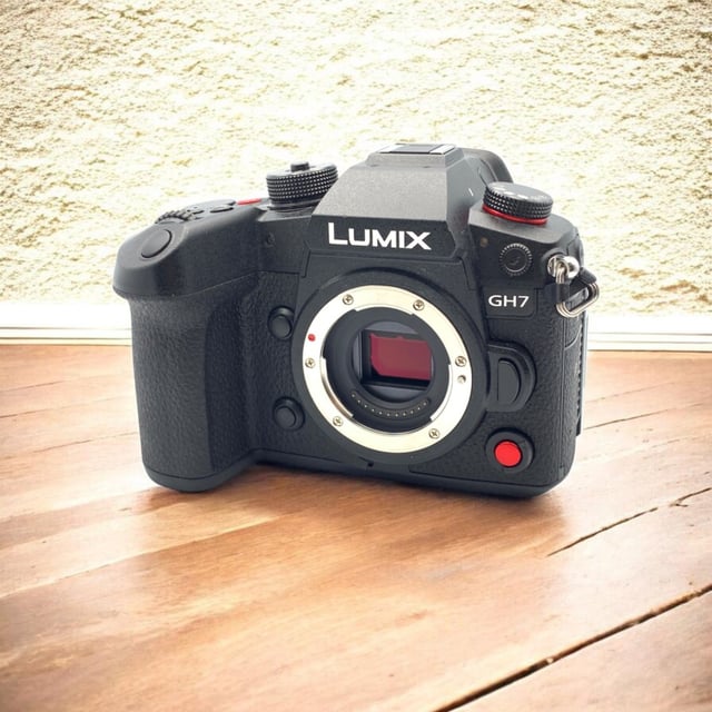 LUMIX GH7(DC-GH7) ボディ