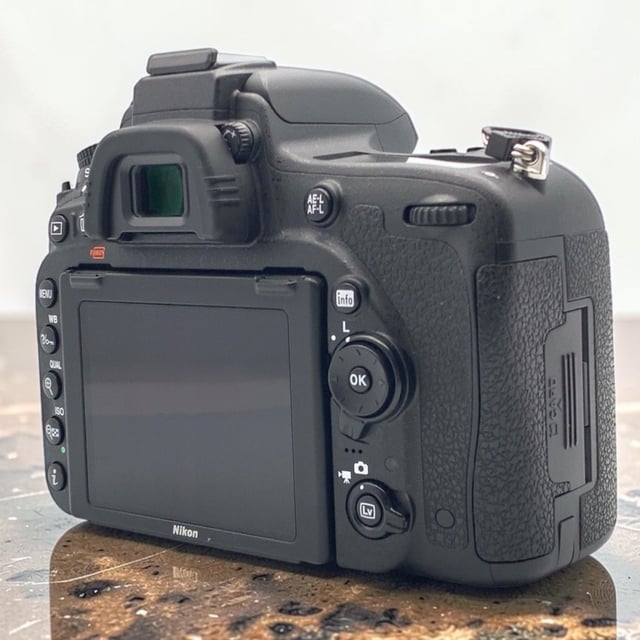 D750 ボディ