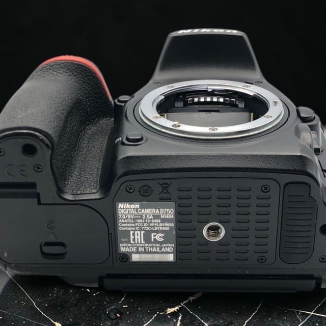 D750 ボディ