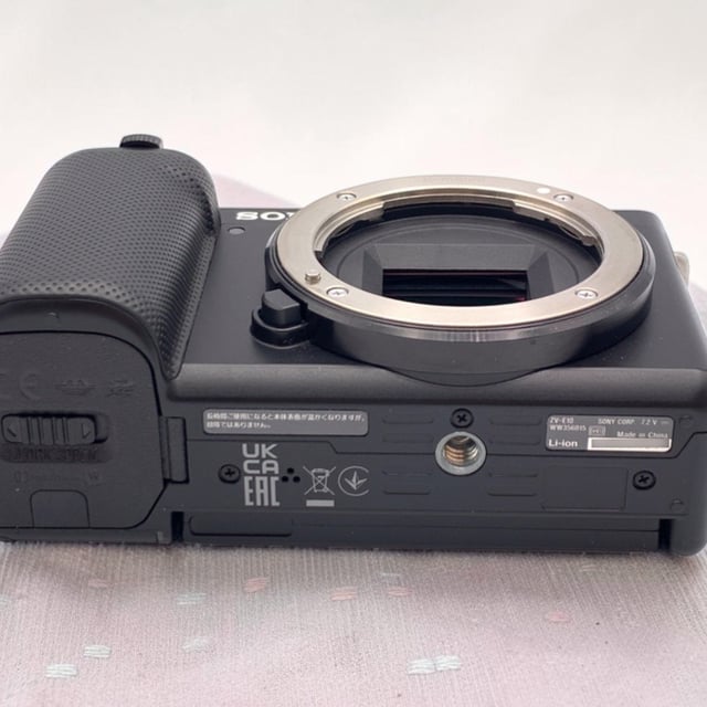 VLOGCAM ZV-E10 ボディ "ブラック"