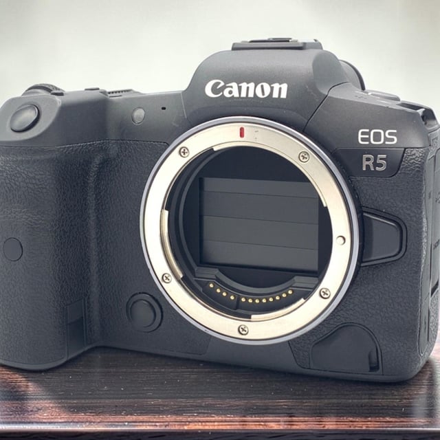 EOS R5 ボディ