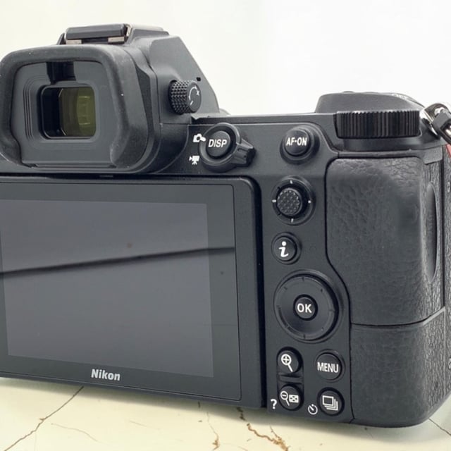 Z6 ボディ