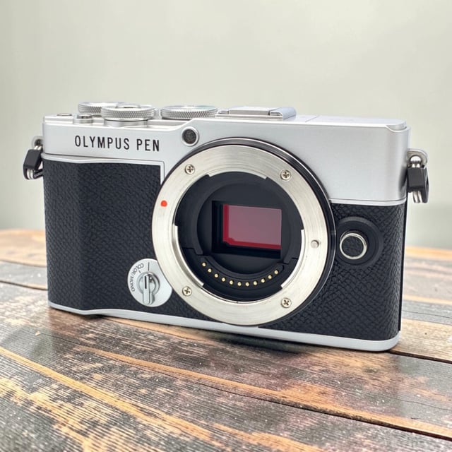 OLYMPUS PEN E-P7 ボディ
