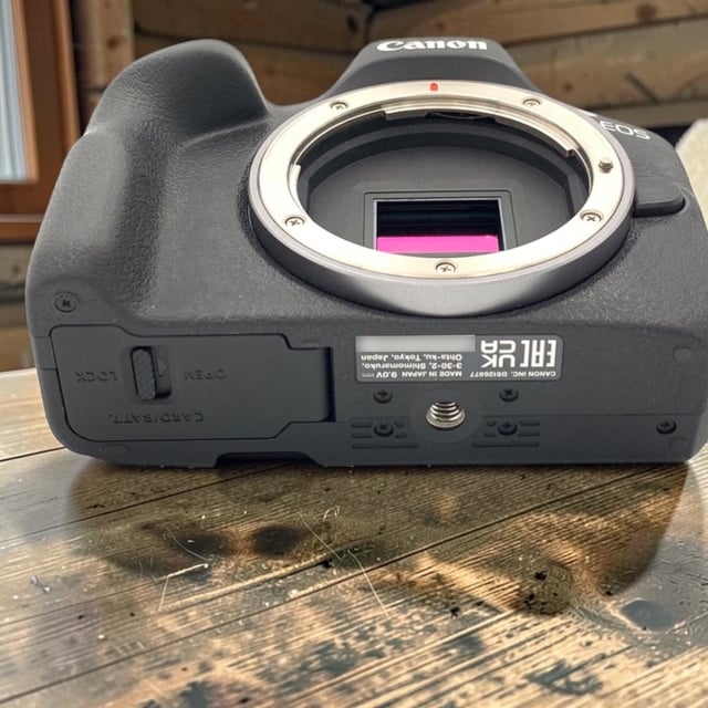 EOS R50 ボディ "ブラック"
