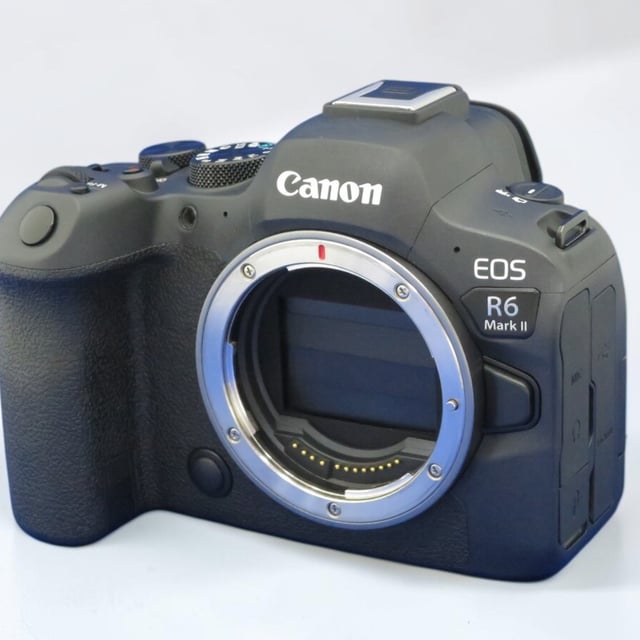 EOS R6 Mark II ボディ