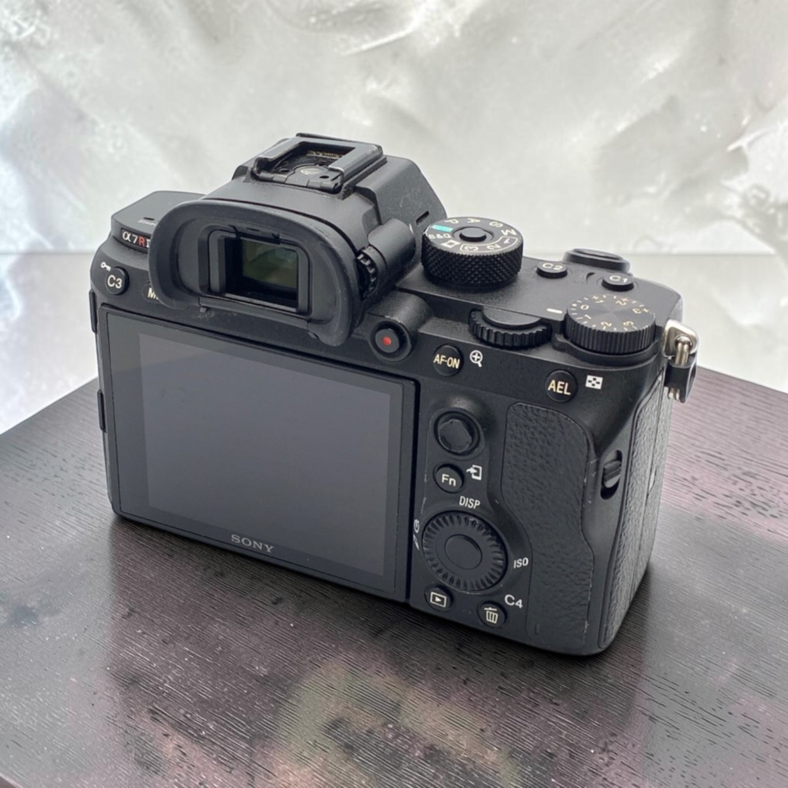 SONY α7R III ILCE-7RM3 ボディの中古 (良品)・¥127,540 by みとあ