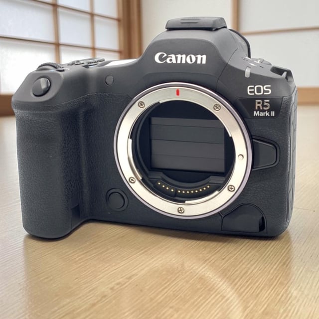 EOS R5 Mark II ボディ