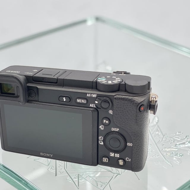 α6400 ILCE-6400 ボディ "ブラック"