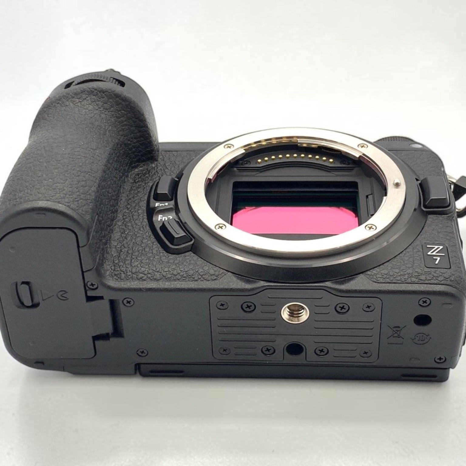 ニコン Z7 ボディの中古 (美品)・¥149,010 by hylto | みんなのカメラ
