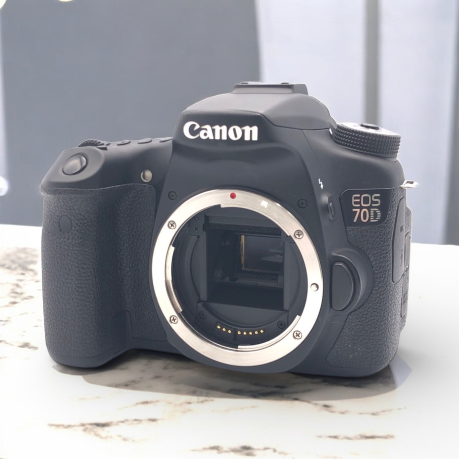 EOS 70D ボディの中古カメラを買うならみんなのカメラ 1uvSWO6E7dJz
