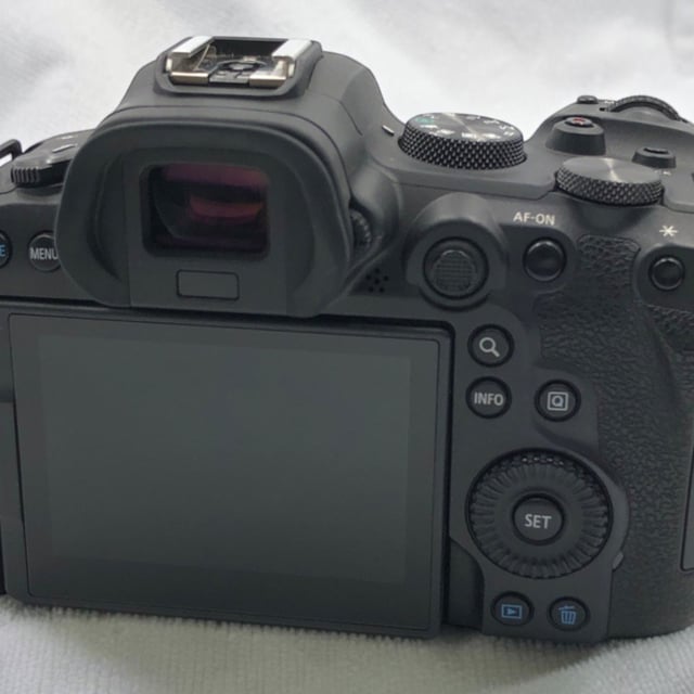 EOS R6 ボディ