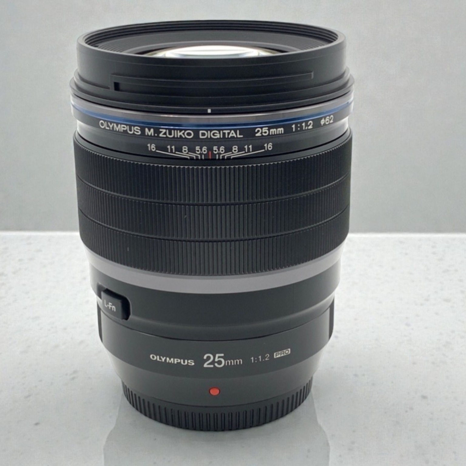 オリンパス M.ZUIKO DIGITAL ED 25mm F1.2 PROの新品/中古の在庫一覧