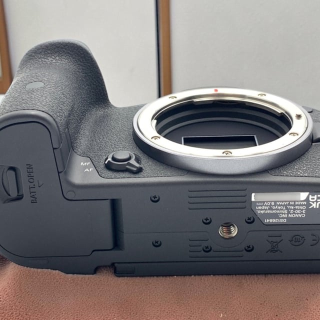 EOS R7 ボディ