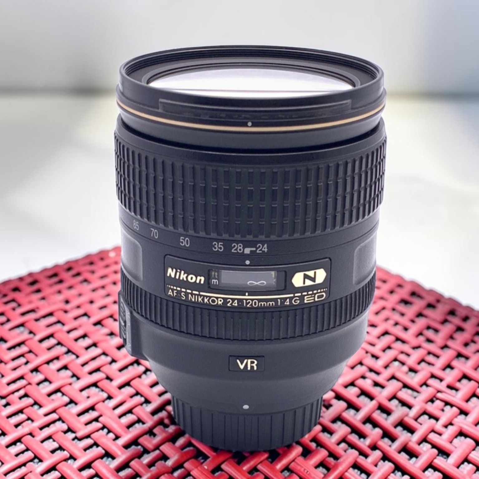 ニコン AF-S NIKKOR 24-120mm f/4G ED VRの中古 (良品)・¥40,760 by