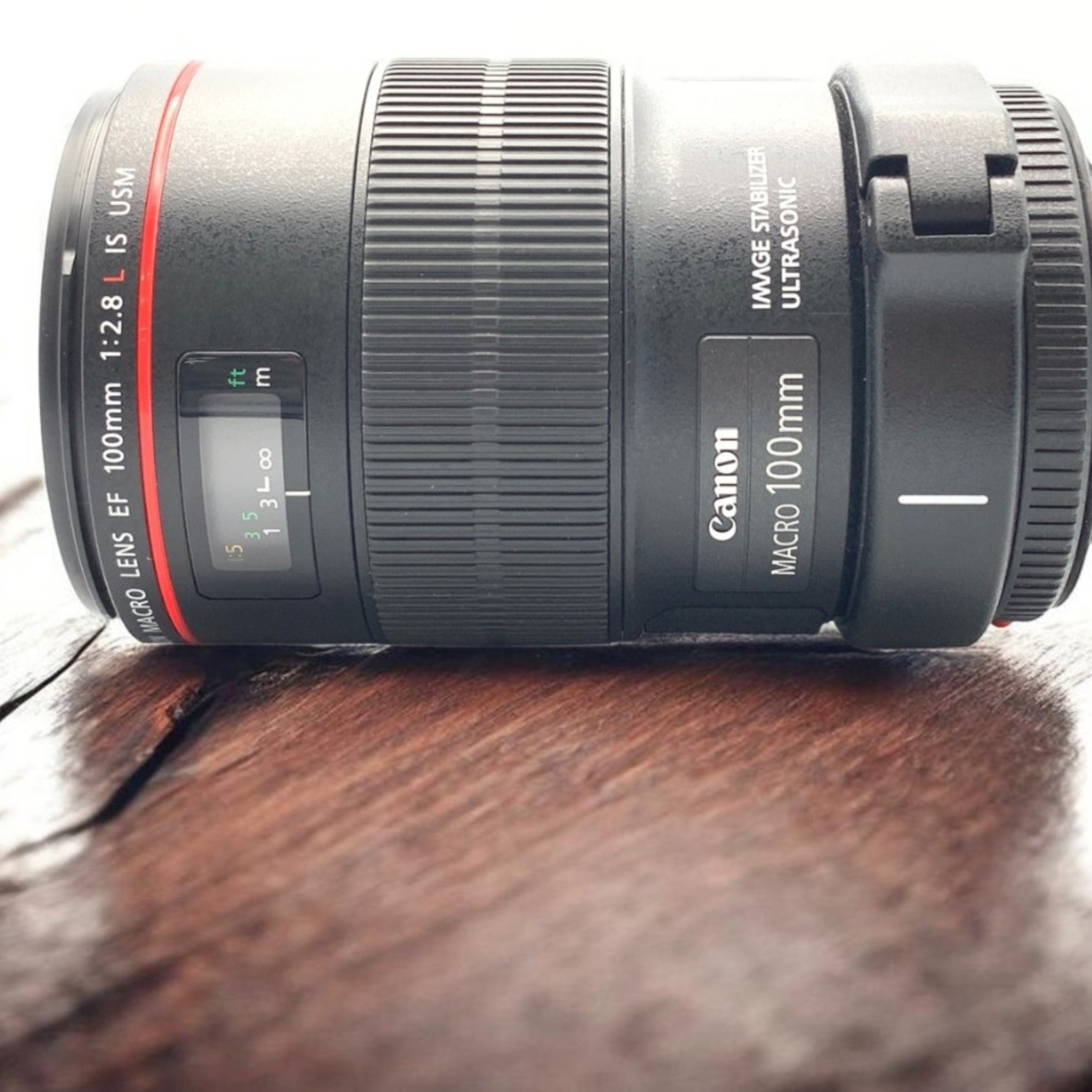 （美品）Canon EF 100mm f/2.8L マクロ IS USM カメラレンズ EF100mm F2.8L マクロ IS USM ブラック [キヤノンEF /単