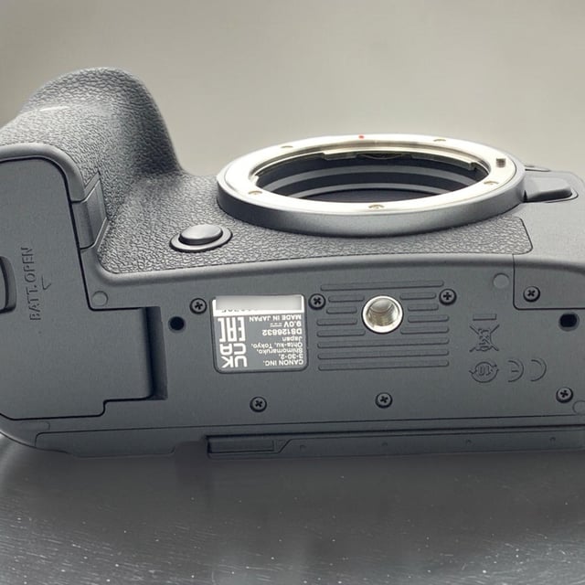 EOS R6 ボディ