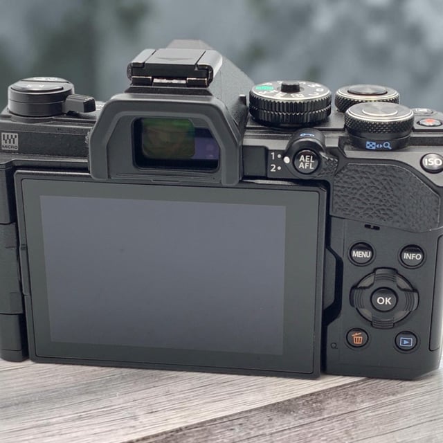 OM-5 ボディ "ブラック"