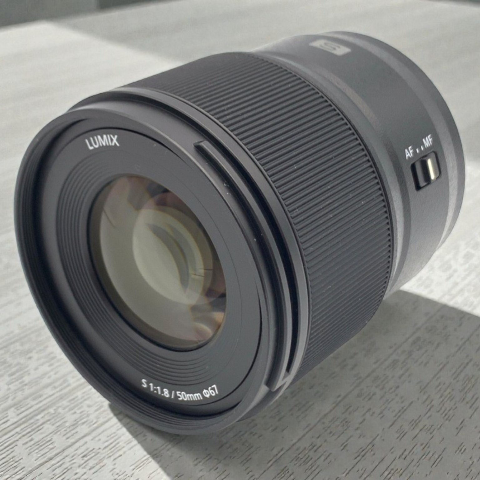 LUMIX S 50mm F1.8の中古レンズを買うならみんなのカメラ O-gBJAXtGyEd