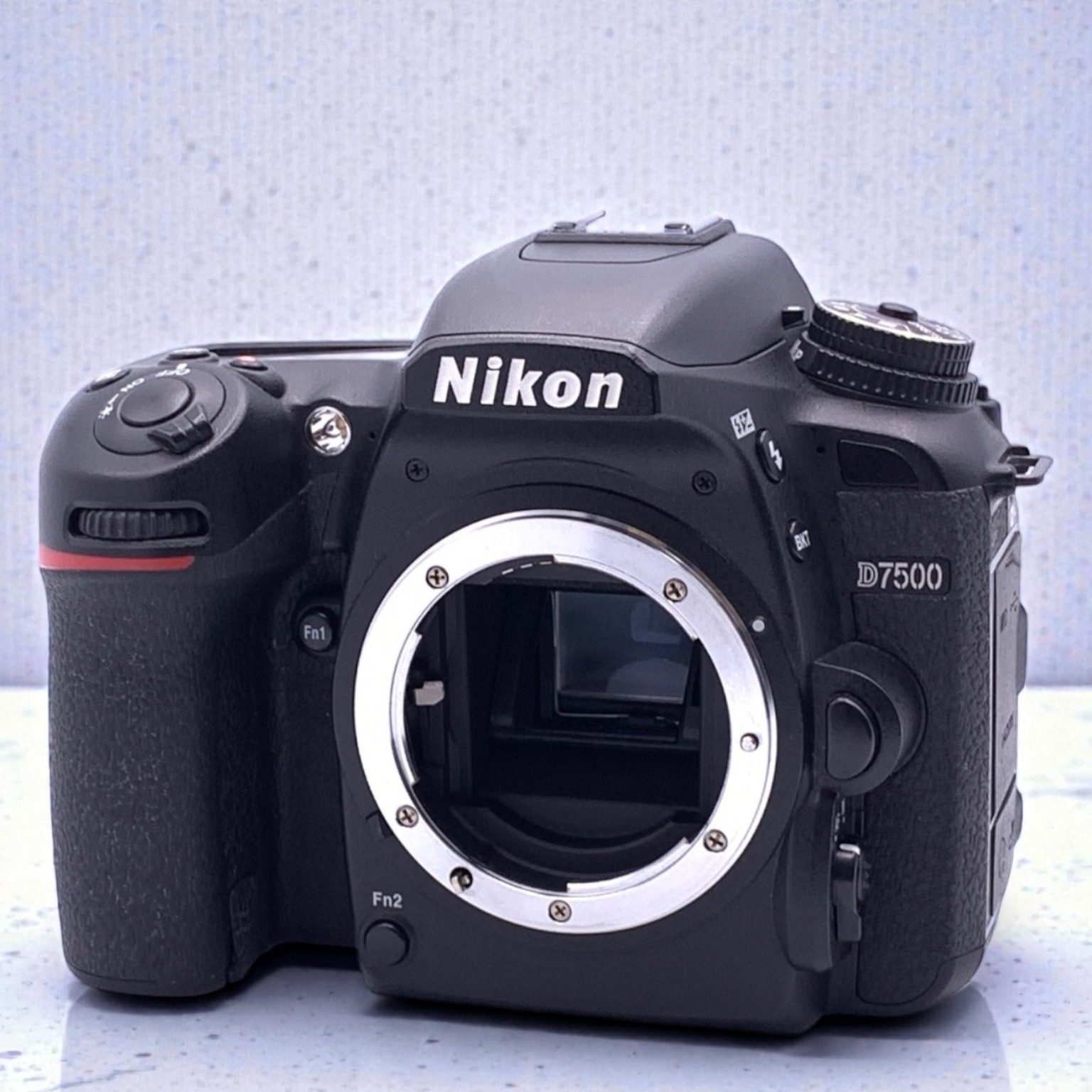 ニコン D7500 ボディの新品/中古の在庫一覧 | みんなのカメラ