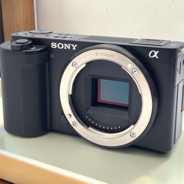 VLOGCAM ZV-E10 ボディ "ブラック"