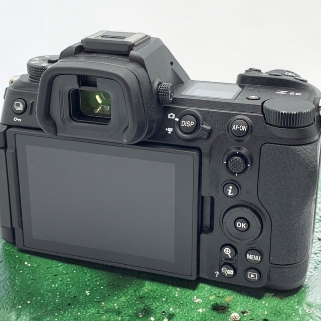 Z6III ボディ