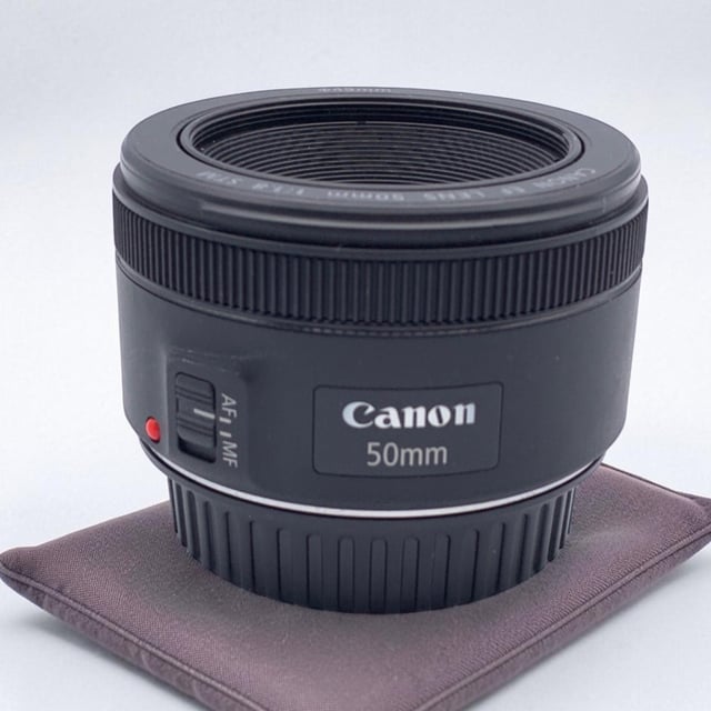EF 50mm F1.8 STM