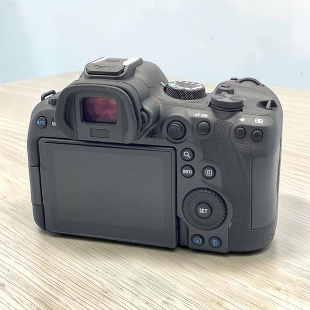 EOS R6 Mark II ボディ