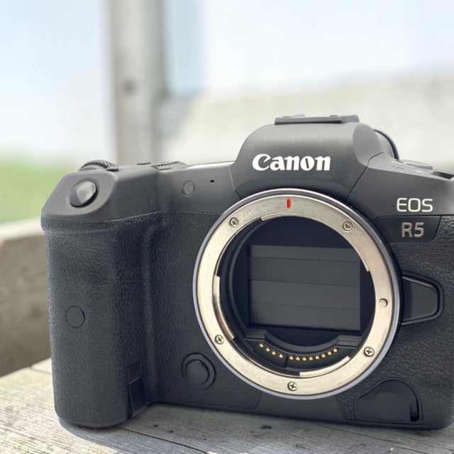 EOS R5 ボディ