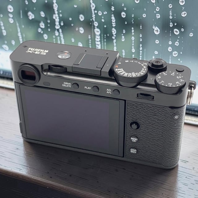 X-E5 ボディ "ブラック"