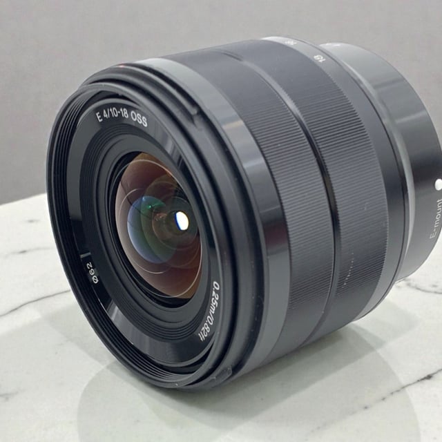 E 10-18mm F4 OSS SEL1018