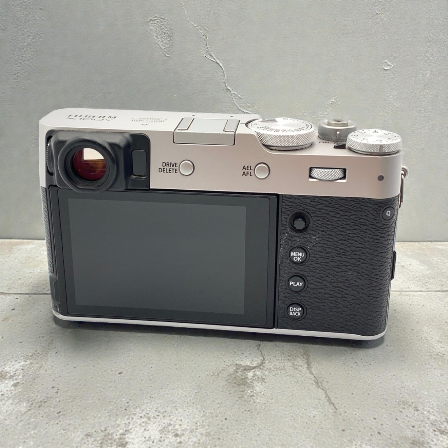 富士フイルム X100V 