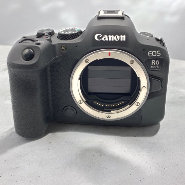 EOS R6 Mark II ボディ
