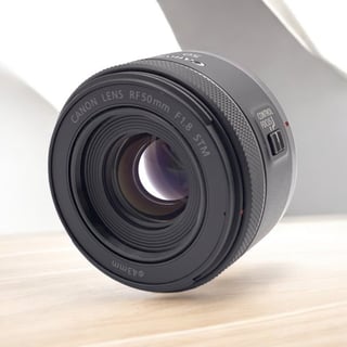 RF 50mm F1.8 STM