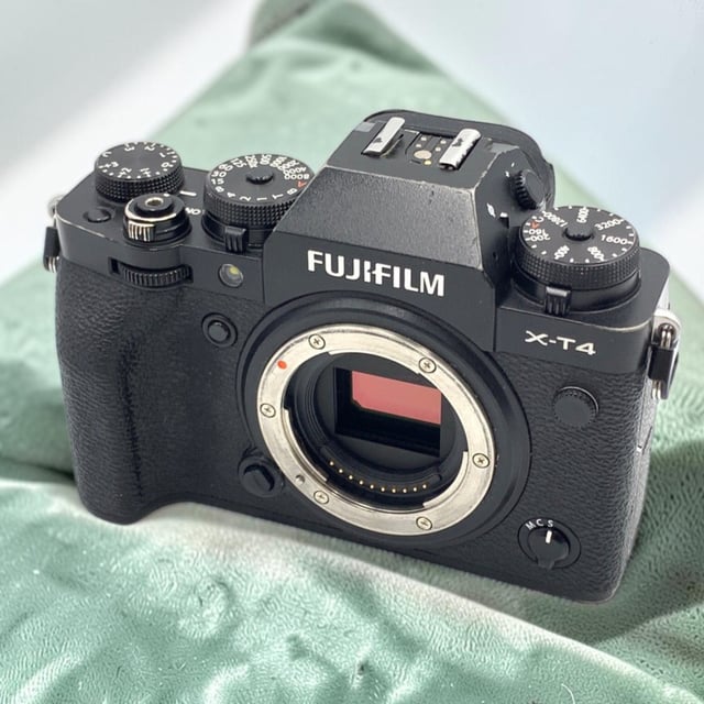 X-T4 ボディ