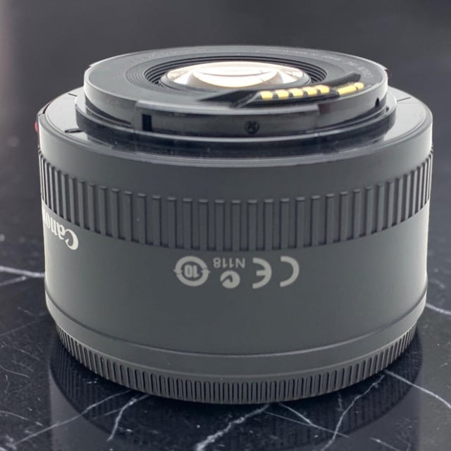 EF 50mm F1.8 STM