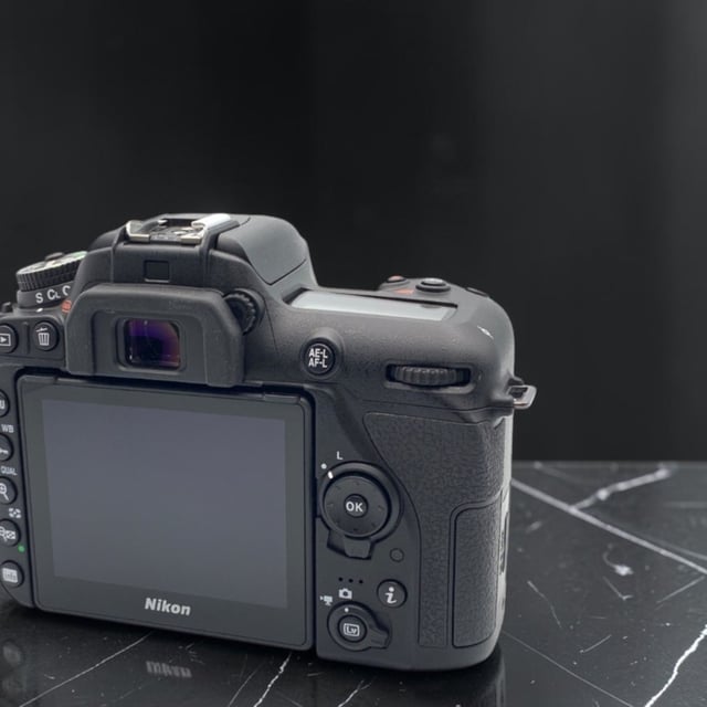 D7500 ボディ