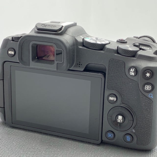 EOS R8 ボディ