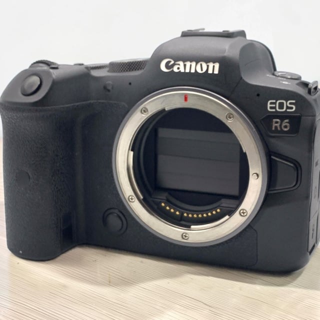 EOS R6 ボディ