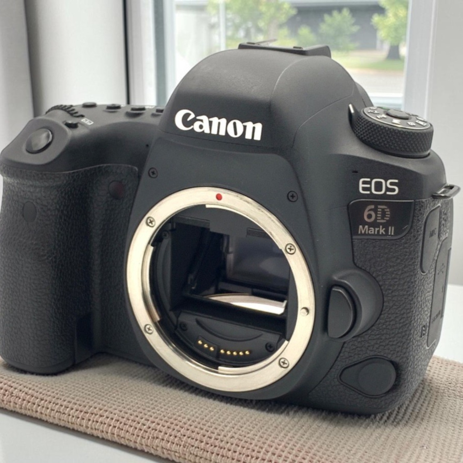 Canon EOS 9000D ボディの中古 (美品)・¥25,730 売り切れ by れとひ