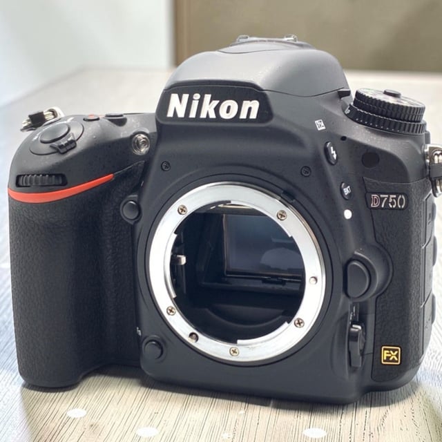 D750 ボディ