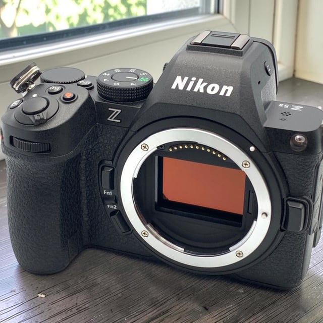 Z5II ボディ